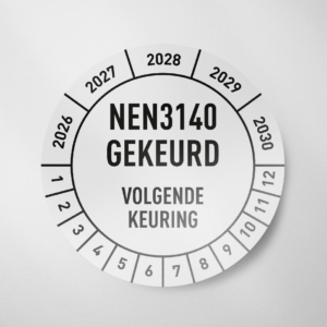 NEN3140- Keuringssticker- 2026-Wit